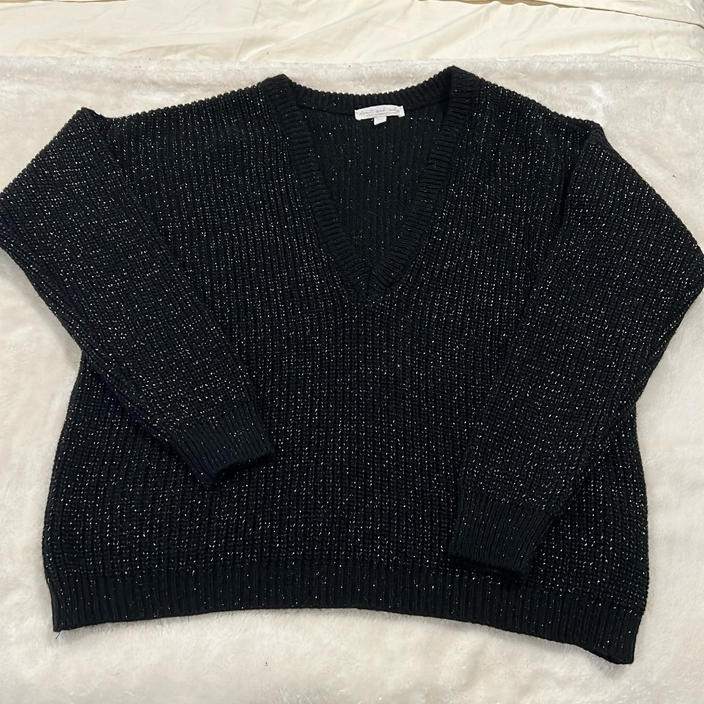 Black and gold V-neck shimmer sweater